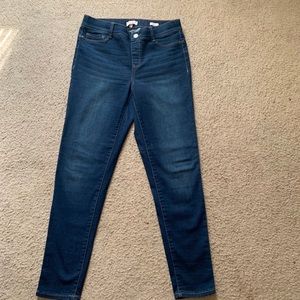 Juicy Couture pull on jeggings